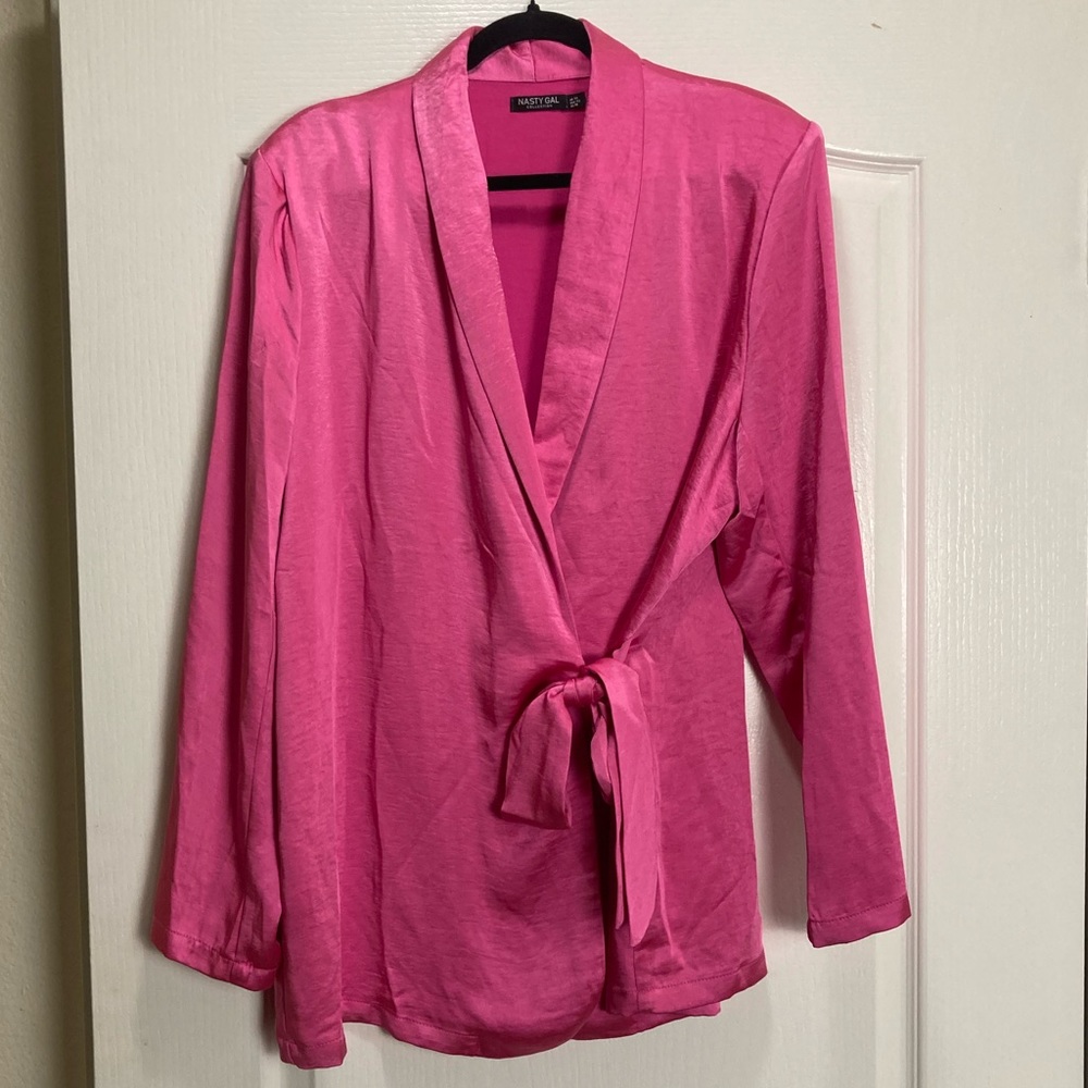 Nasty Gal Women’s Hot Pink Satin Wrap Blazer,size 10